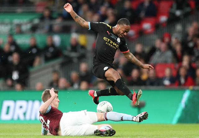 莱切2-1都灵，班达、拉萨纳-库利巴利建功（莱切2比1击败都灵，班达与拉萨纳-库利巴利相继进球）