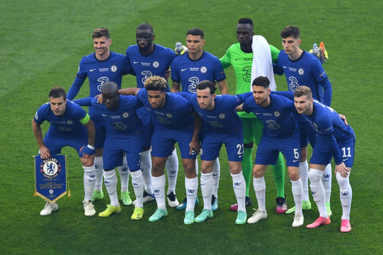 和解之后继续打替补？萨拉赫当“后手招”，是利物浦独具的优势（言和之后仍居替补？把萨拉赫当奇兵，正是利物浦的独门优势）