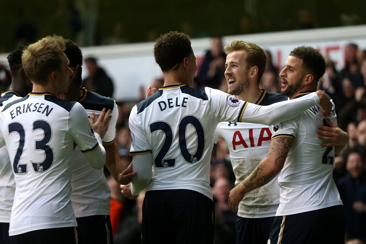 拜仁德甲时代第二次取得15连胜，上一次是在弗里克执教时期（拜仁在德甲再度豪取15连胜，上一次纪录诞生于弗里克执教期）