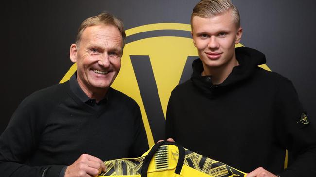 坎比亚索：我经常看枪手比赛；“三维球员”的说法是在表扬我（坎比亚索：常看阿森纳比赛，“三维球员”是对我的肯定）