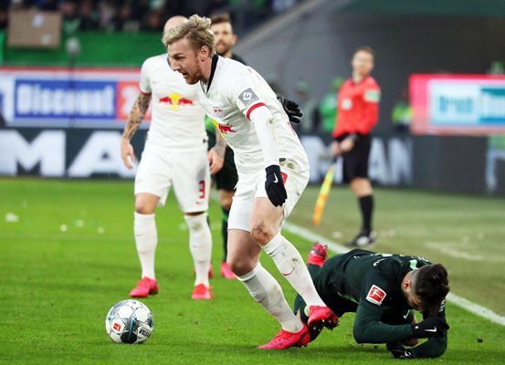 东体：莱昂纳多正进行恢复训练，加布里埃尔也尚未参加合练（东体：莱昂纳多处于康复训练阶段，加布里埃尔仍未随队合练）