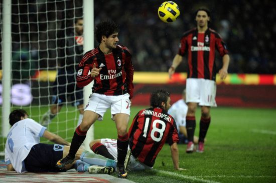 欧冠不敌圣吉罗斯，加拉塔萨雷连续33场主场不败被终结（欧冠负于圣吉罗斯，加拉塔萨雷33场主场不败纪录告破）