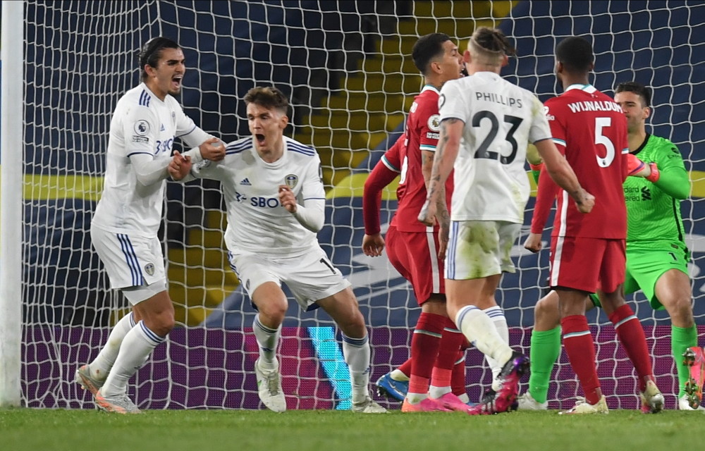 体图：多特只打算与布兰特续约1年，若球员降薪将提供2年合同（体图：多特倾向与布兰特续约一年，若其接受降薪将开出两年期合同）