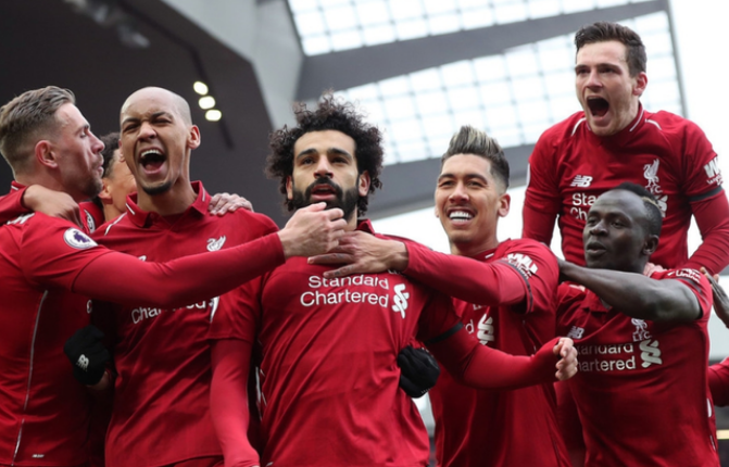 海廷加：奥斯梅恩和伊布、德罗巴一样强大，始终是一个威胁（海廷加：奥斯梅恩与伊布、德罗巴比肩，持续构成威胁）