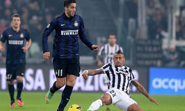 澳超战报：罗里双响，悉尼FC主场3-0轻取墨尔本胜利（澳超快讯：罗里梅开二度，悉尼FC主场3-0完胜墨尔本胜利）