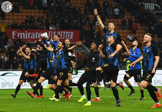 斯基拉：尤文派球探考察意大利20岁右后卫帕莱斯特拉（斯基拉称尤文已派球探考察20岁意大利右后卫帕莱斯特拉）